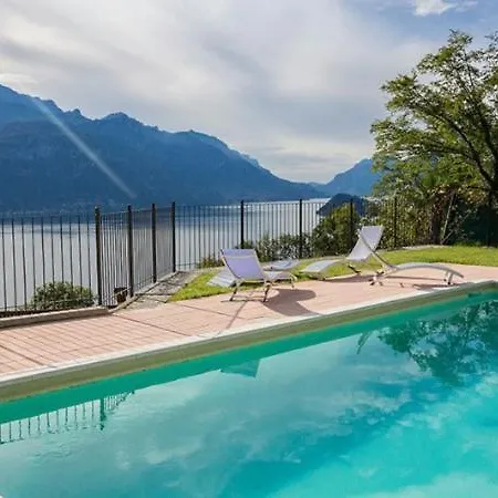 Sleeps 6 Pool Air Con *