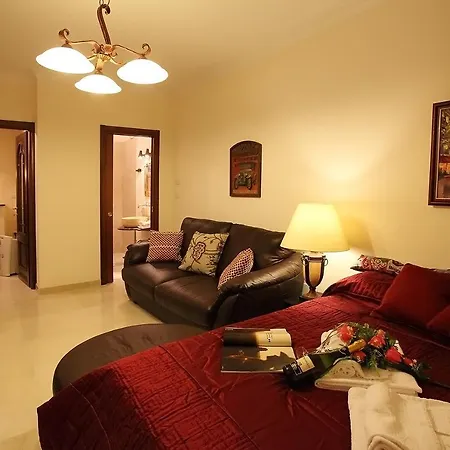 Sleeps 6 Pool Air Con 别墅 *
